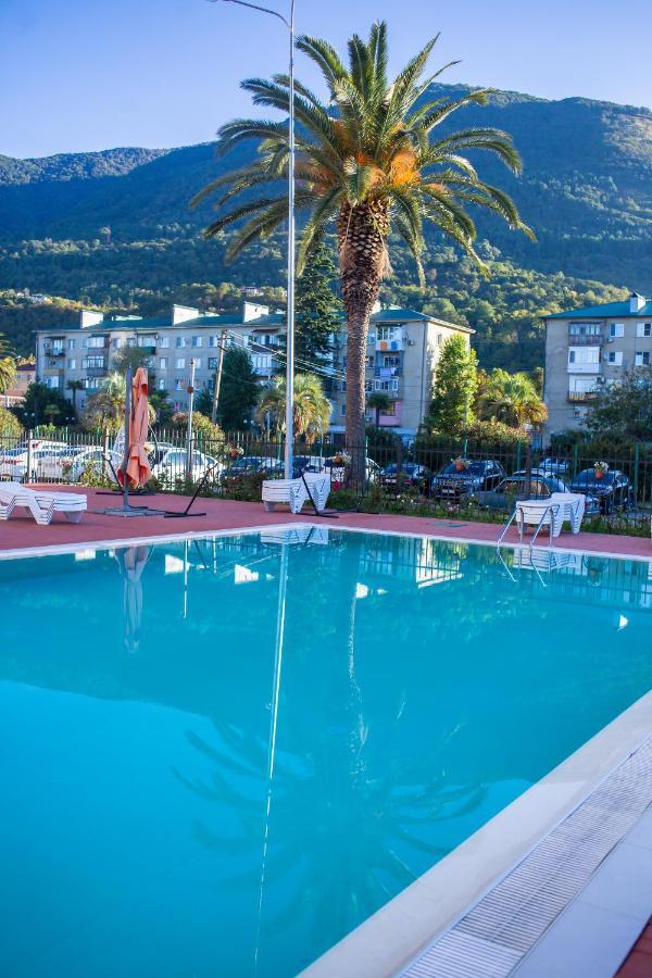 Grand Hotel Abkhazia Gagra Bagian luar foto